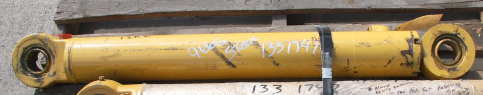 CILINDRO GRP 1331747 usado
