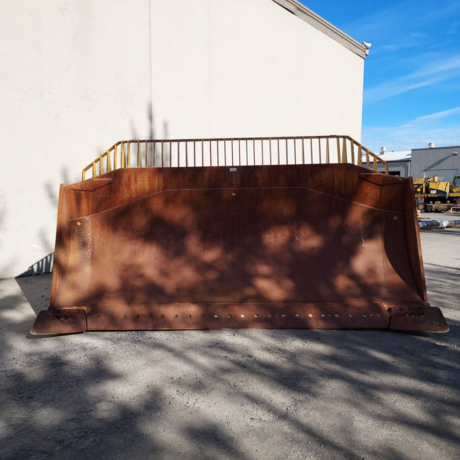 CUCHILLA usada en buen estado - 9 SU VERTEDERA 39-0117