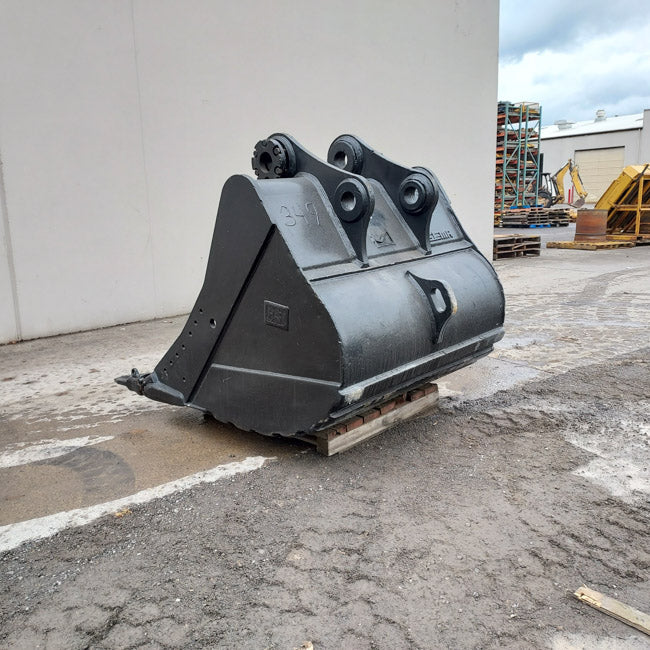 Cucharón usado en buen estado - 67" TB LINK SS ROCK 60-2089