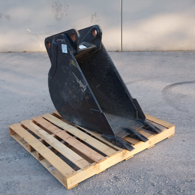 Cucharón Caterpillar sin usar - 18" HOE HD 60-2121