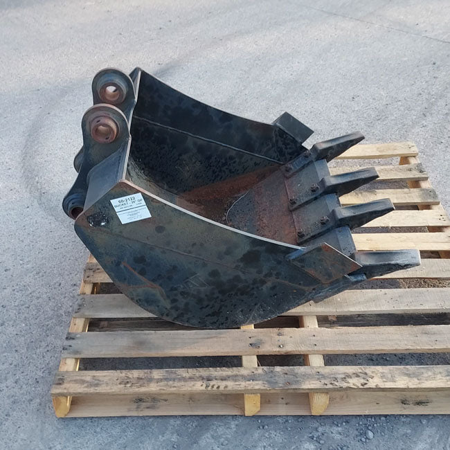 Cucharón Caterpillar sin usar - 28" GP 60-2122