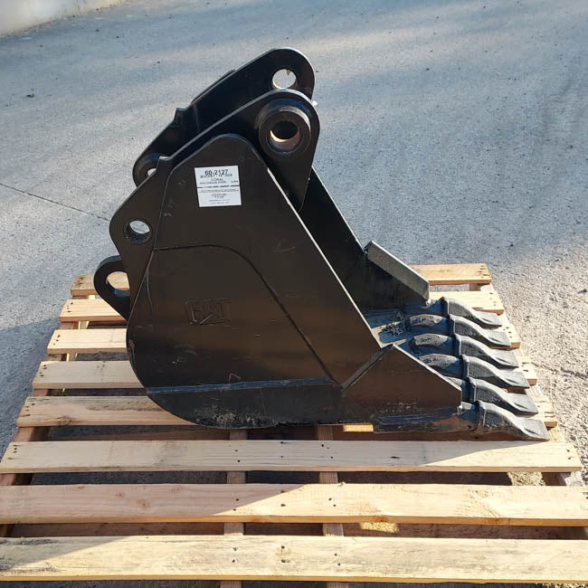 Cucharón Caterpillar sin usar - 18" HOE CORAL 60-2127