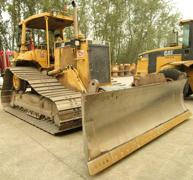 Bulldozer sobre orugas D6M LGP