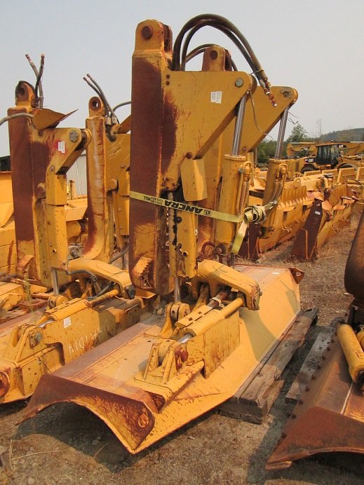 CUCHILLA usada en buen estado - PAT 35-0014