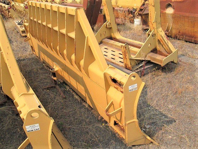 CUCHILLA Caterpillar sin usar - 6 A VERTEDERA 36-0271