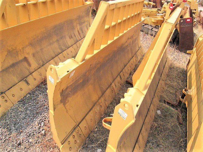 CUCHILLA Caterpillar sin usar - 6 A VERTEDERA 36-0273