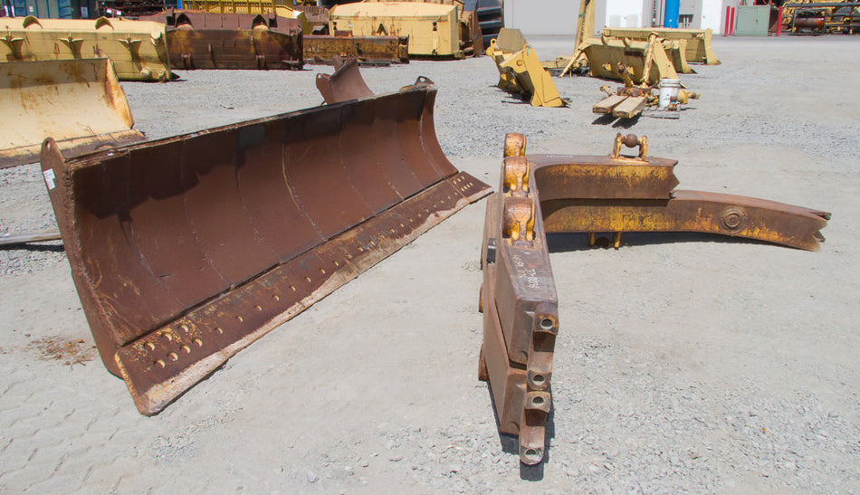 CUCHILLA BUILDER 7 A 37-0036 Usada en Buen Estado