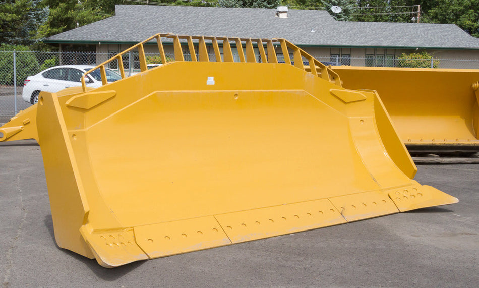 CUCHILLA Caterpillar sin usar - 8 SU DOZER 38-0189