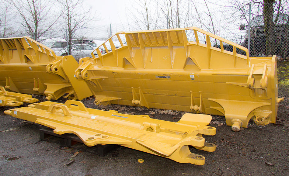 CUCHILLA Caterpillar sin usar - 8 SU DOZER 38-0196