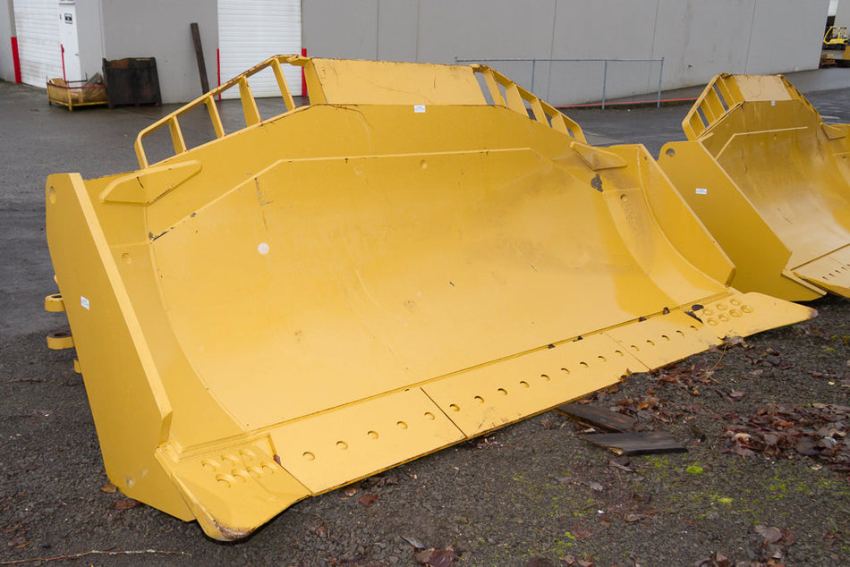 CUCHILLA Caterpillar sin usar - 8 SU DOZER 38-0197