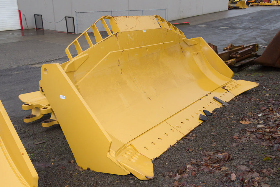 CUCHILLA Caterpillar sin usar - 8 SU DOZER 38-0198