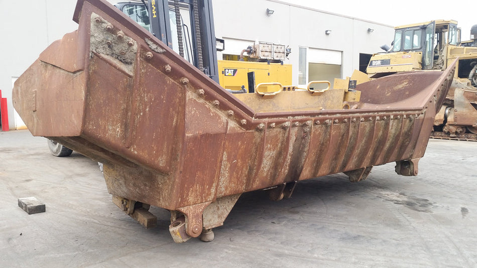 CUCHILLA DE 9 BASURAS VERTEDERA 39-0105 Usada en Buen Estado