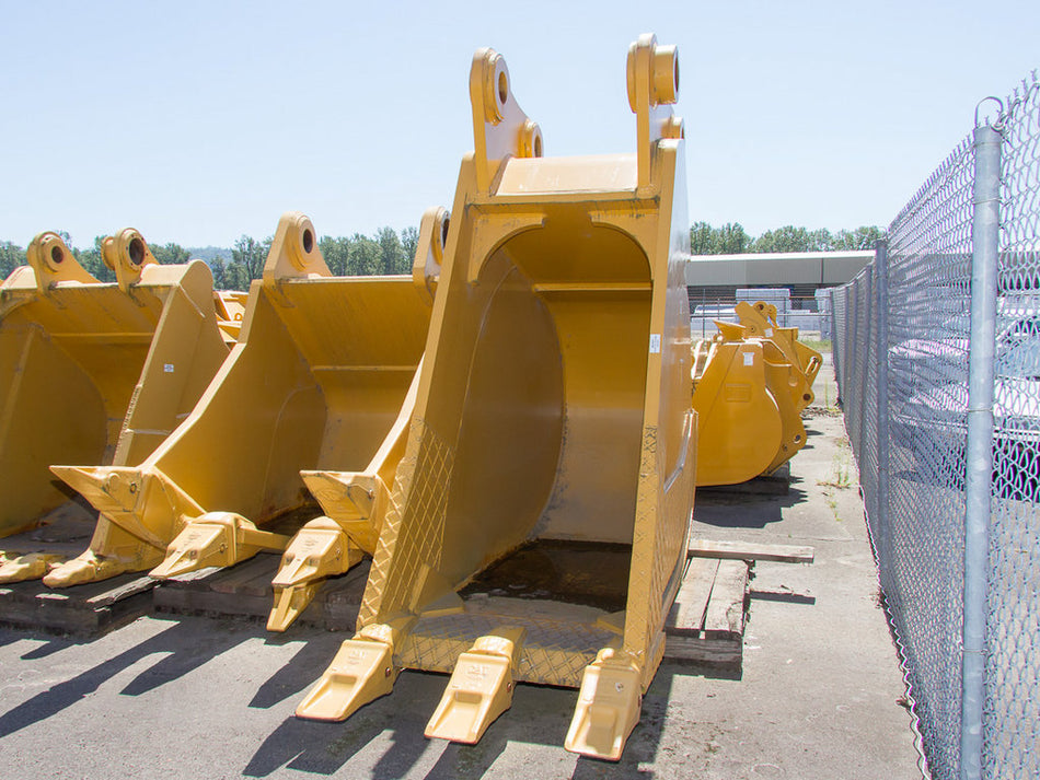 Cucharón Caterpillar sin usar HBLINK de 42" 60-0337