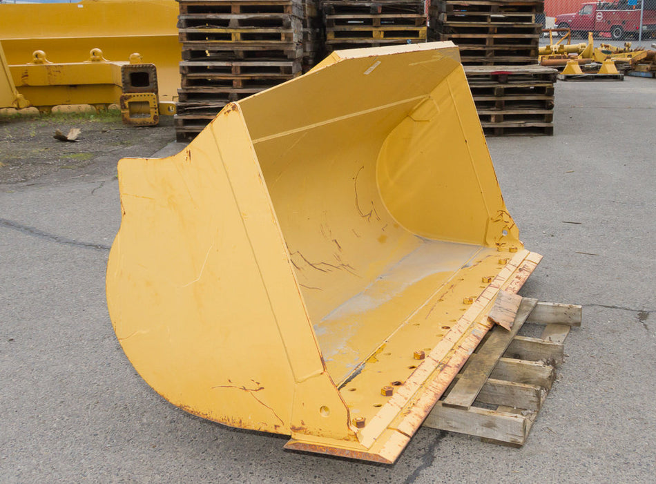 Cucharón Caterpillar sin usar GRP 60-0383