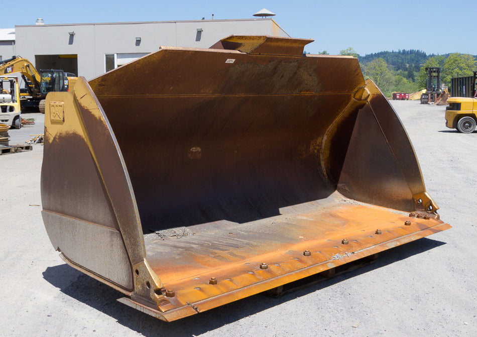 CUCHARÓN Caterpillar sin usar GRP 60-0401