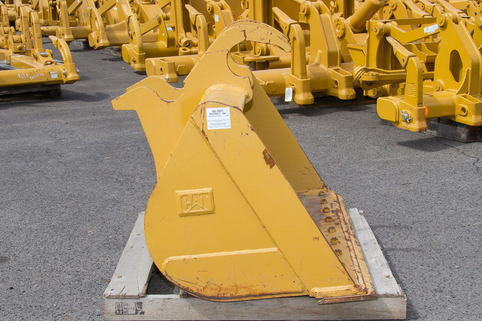 Cucharón Caterpillar sin usar - 54" Acoplamiento rápido 60-1691