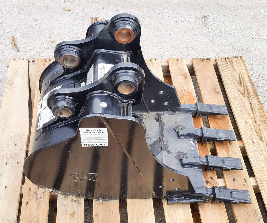 CUCHARÓN - AZADA Caterpillar sin usar 60-1719