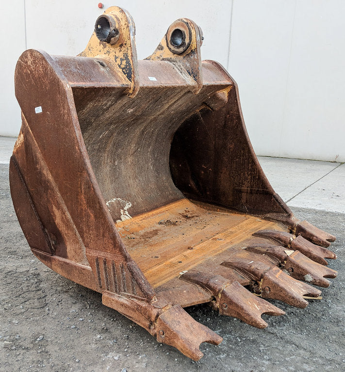 CUCHARÓN usado en buen estado - 84" J LINK 60-1817