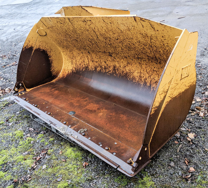 CUCHARÓN usado en buen estado - 99" GP 60-1849