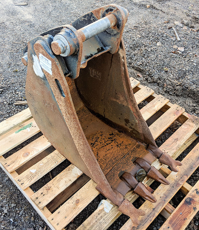 Cucharón usado en buen estado - 18" HOE HD 60-1874