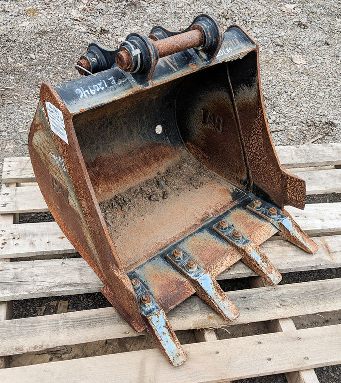 CUCHARÓN usado en buen estado - 24" GP 60-1909