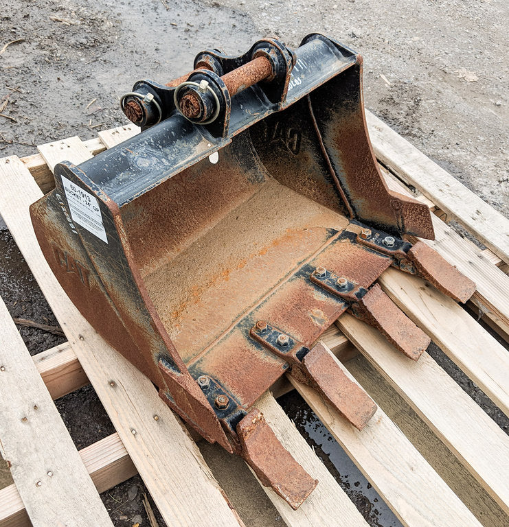 CUCHARÓN usado - 24" GP 60-1913