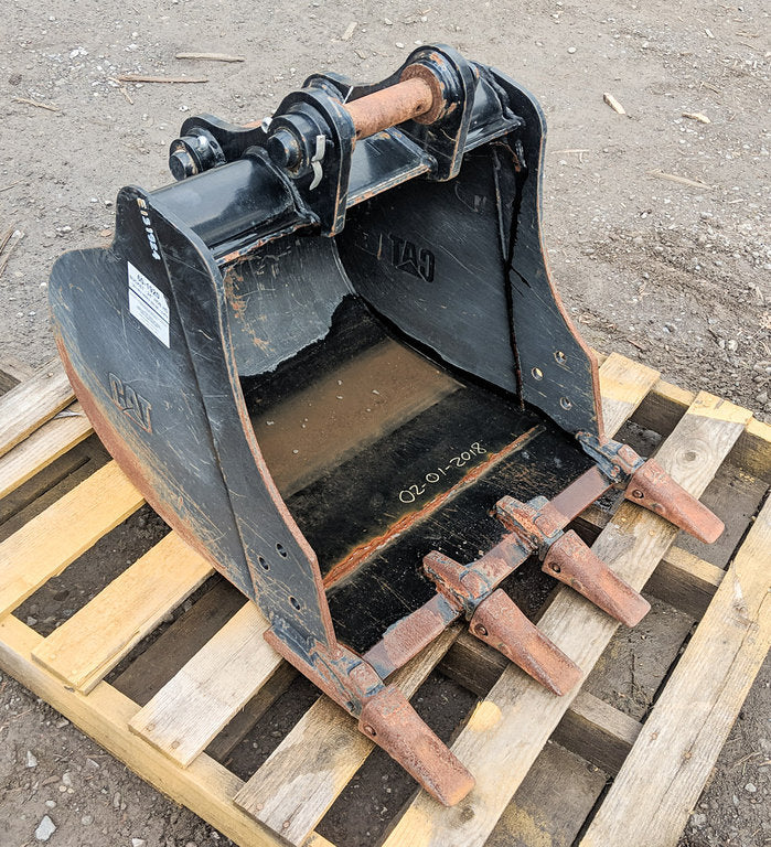 Cucharón usado en buen estado - 24" HOE HD 60-1920