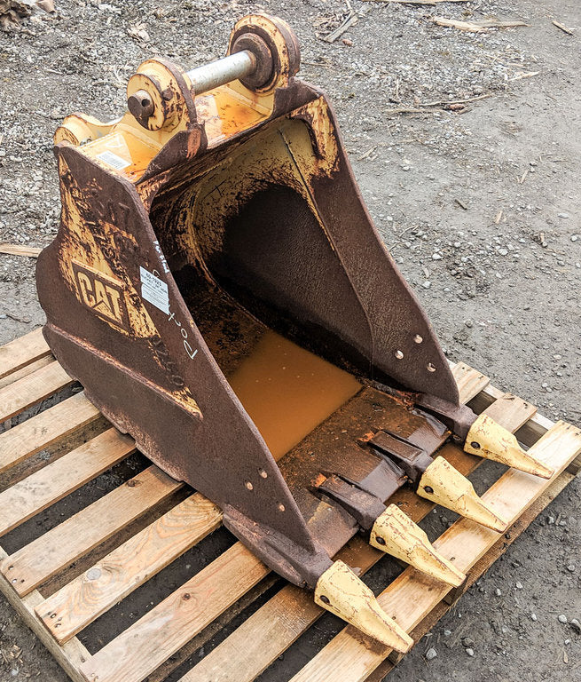 CUCHARÓN DE 24" HD ROCK 60-1923, buen estado, usado