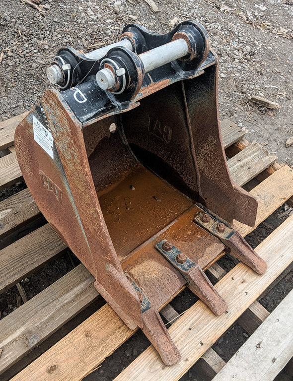 CUCHARÓN usado en buen estado - 18" GP 60-1925