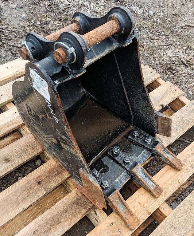 CUCHARÓN usado en buen estado - 16" GP 60-1931