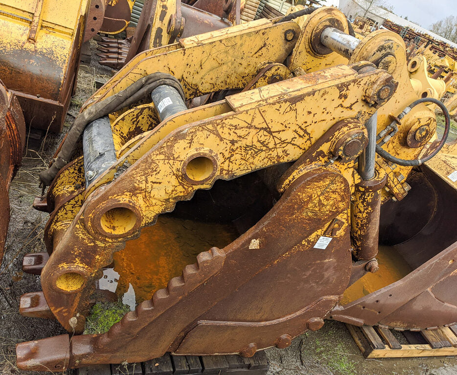 Cucharón usado en buen estado - 48" KRYPTO KLAW 60-1981