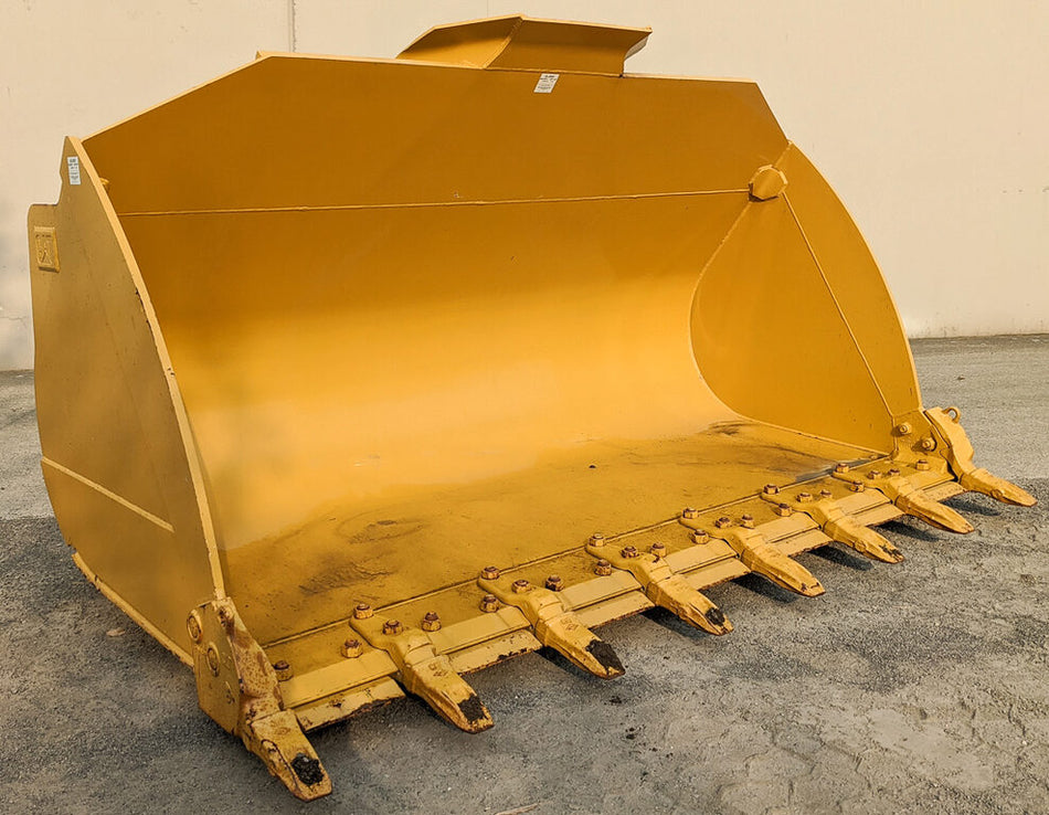 Nueva cuchara CAT Take Off - 126" GP 60 - 2005