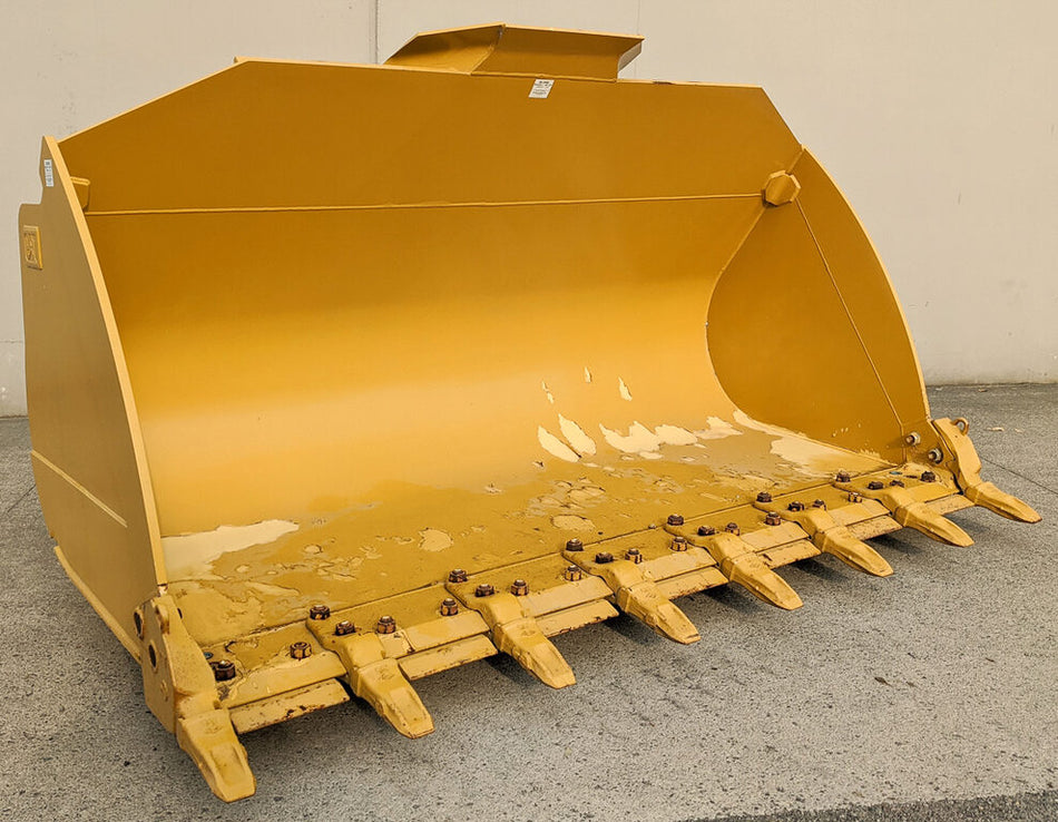 Nueva cuchara CAT Take Off - 126" GP 60 - 2006