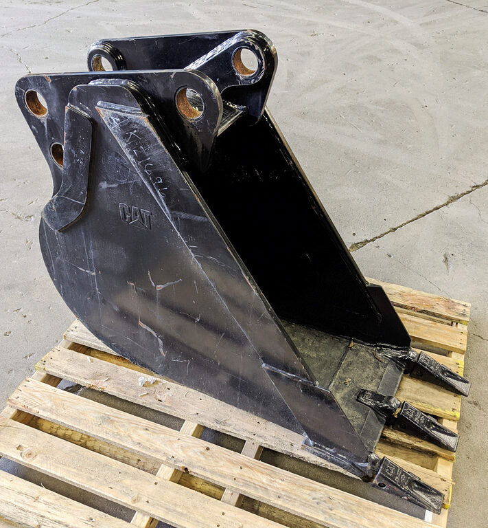 Cucharón Caterpillar sin usar - 18" HOE HD 60-2016