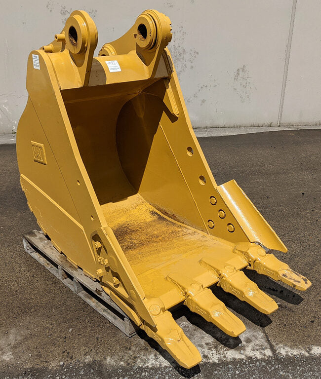 Cucharón Caterpillar sin usar - 36" CB LINK SS ROCK 60-2036