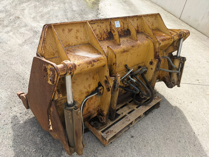 CUCHARÓN usado en buen estado - 86" MP 60-2061