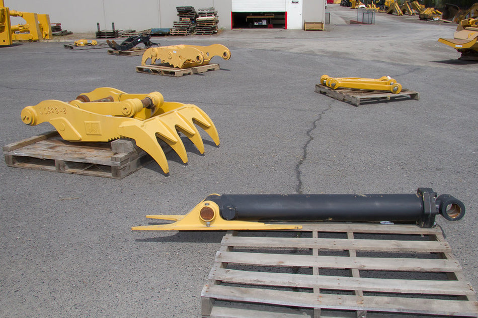 PULGAR GRP Caterpillar sin usar - PERSONALIZADO 61-0234