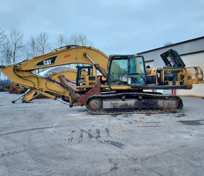 Excavadora 330CL